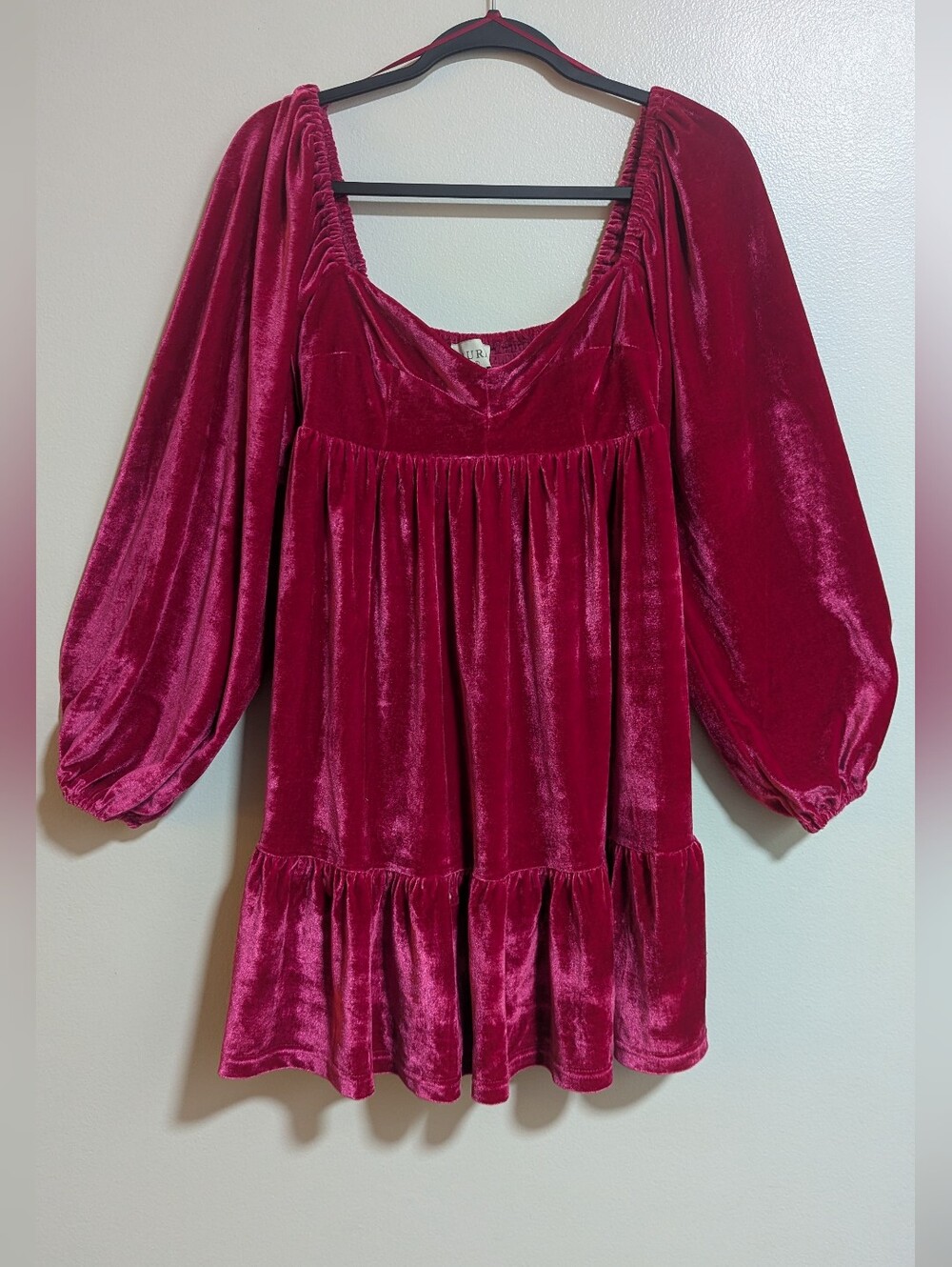 Aura Magenta Pink Velvet Off-Shoulder Balloon Sleeve Mini Dress Small LWD1577-RD